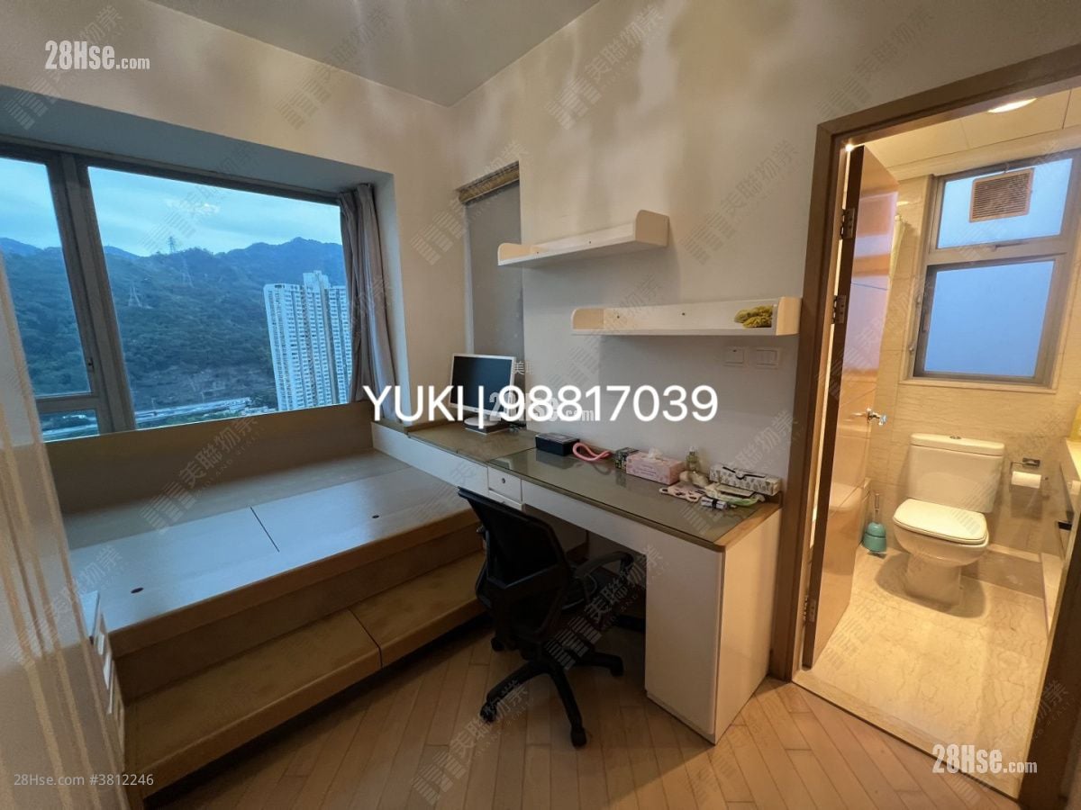 The Riverpark Rental 3 Bedrooms , 2 Bathrooms 720 ft²