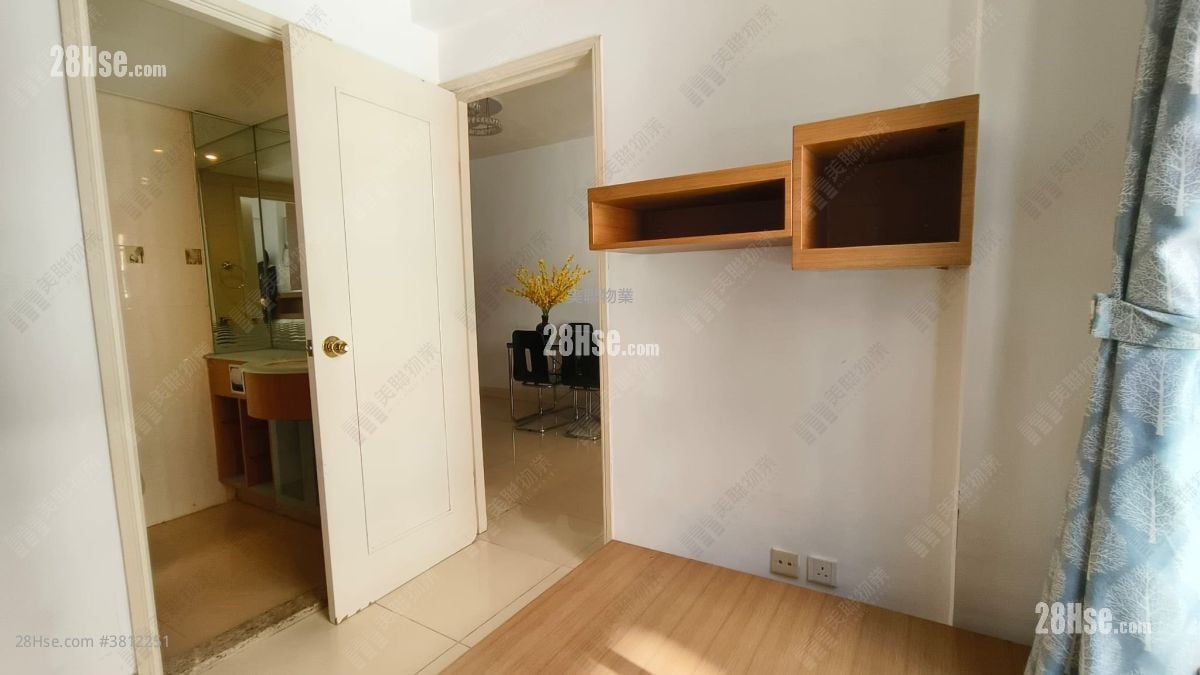 Imperial Villas Sell 367 ft²