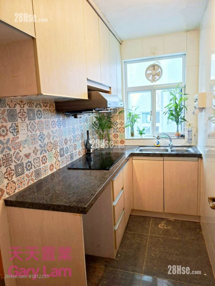 蚝涌新村 租盘 3 房 , 2 浴室 700 平方尺