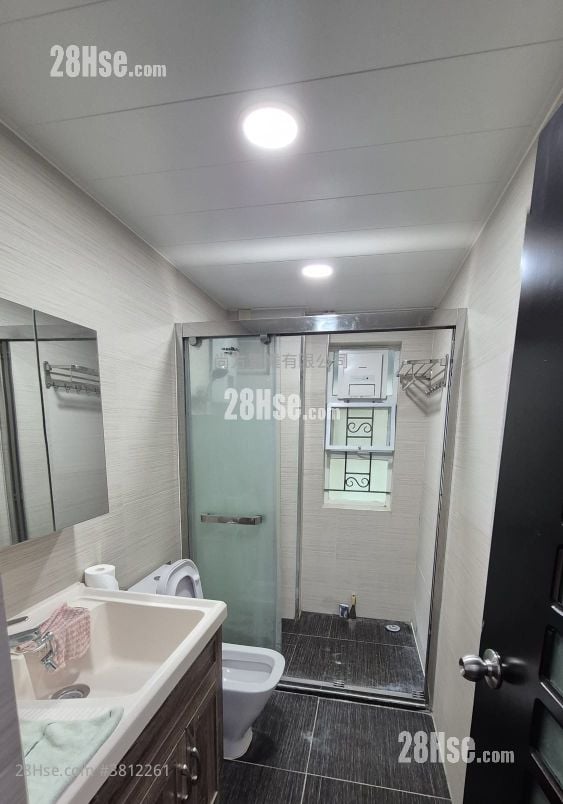 村屋 售盤 2 房 , 1 浴室 700 平方呎