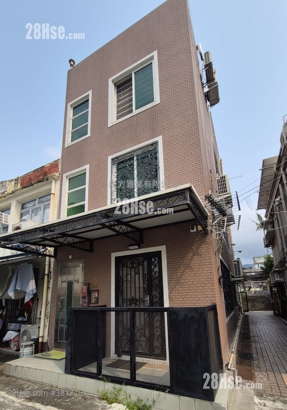 村屋 售盤 2 房 , 1 浴室 700 平方呎