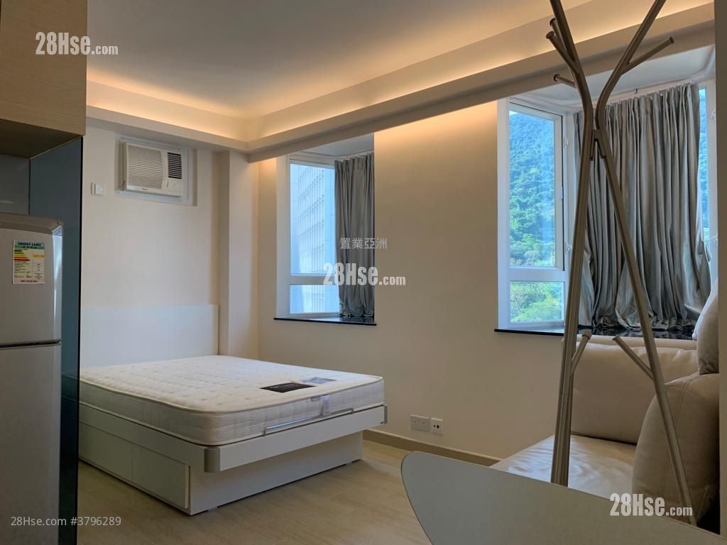 Smithfield Terrace Rental Studio , 1 Bathroom 221 ft²