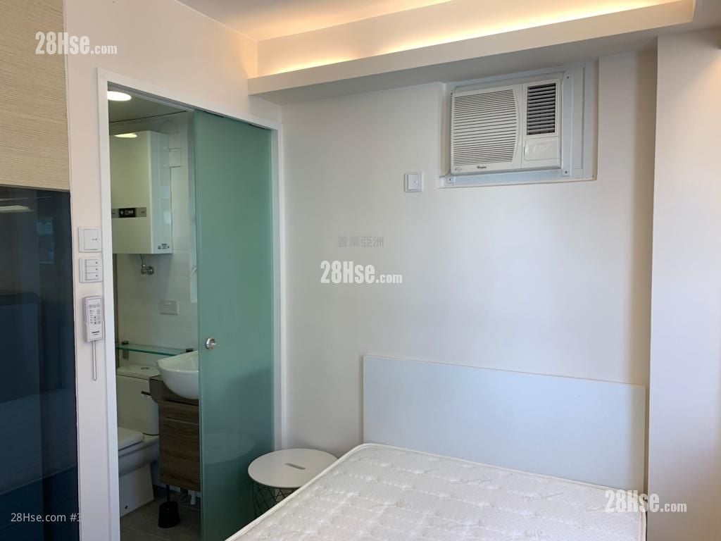 Smithfield Terrace Rental Studio , 1 Bathroom 221 ft²