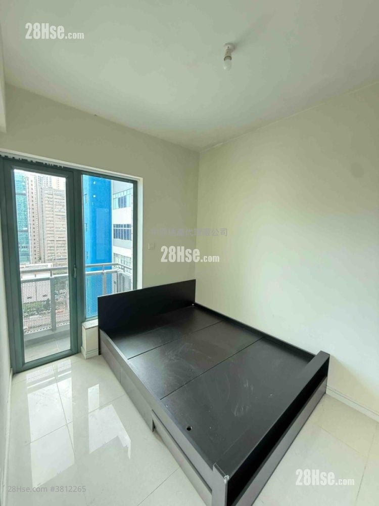 The Rise Sell 3 Bedrooms , 2 Bathrooms 749 ft²