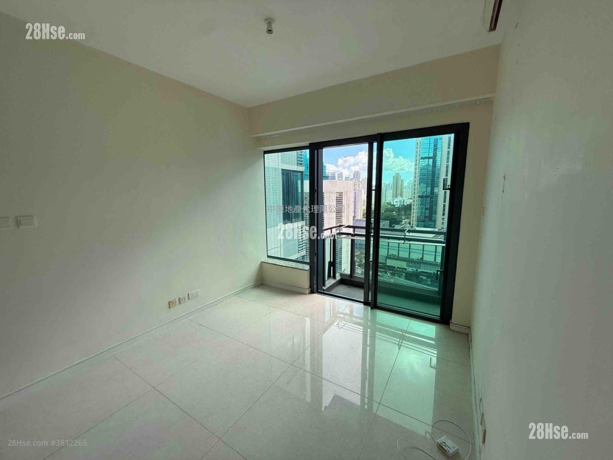 The Rise Sell 3 Bedrooms , 2 Bathrooms 749 ft²