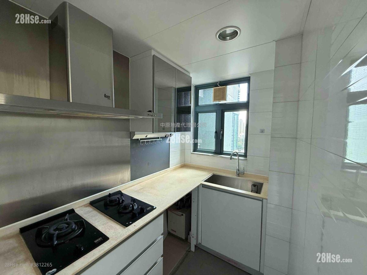 The Rise Sell 3 Bedrooms , 2 Bathrooms 749 ft²