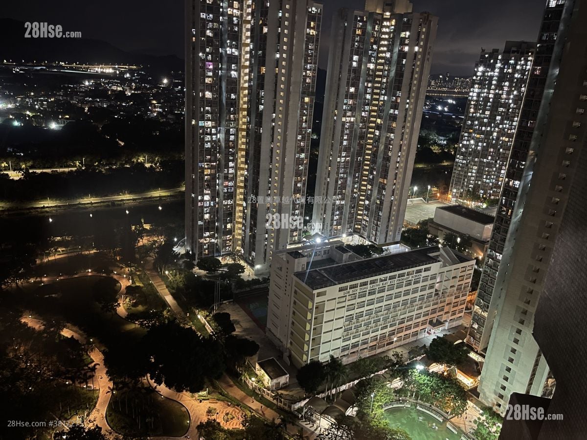 Kingswood Villas Sell 2 Bedrooms , 1 Bathroom 449 ft²