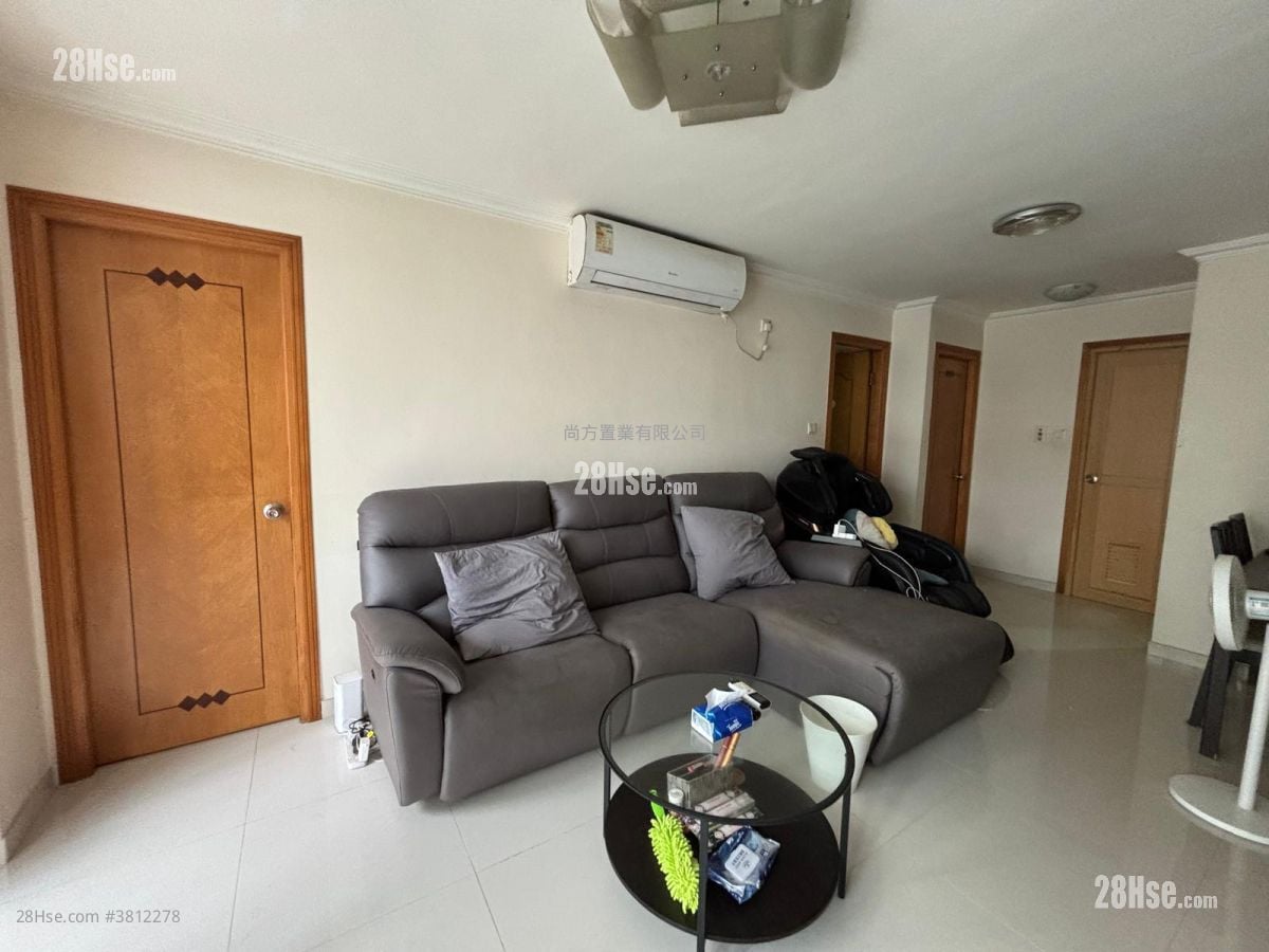 村屋 售盘 3 房 , 1 浴室 700 平方尺