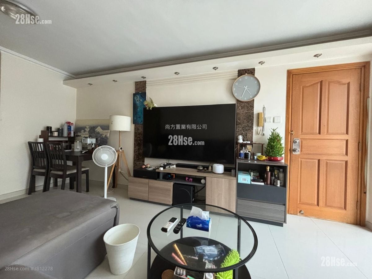 村屋 售盘 3 房 , 1 浴室 700 平方尺