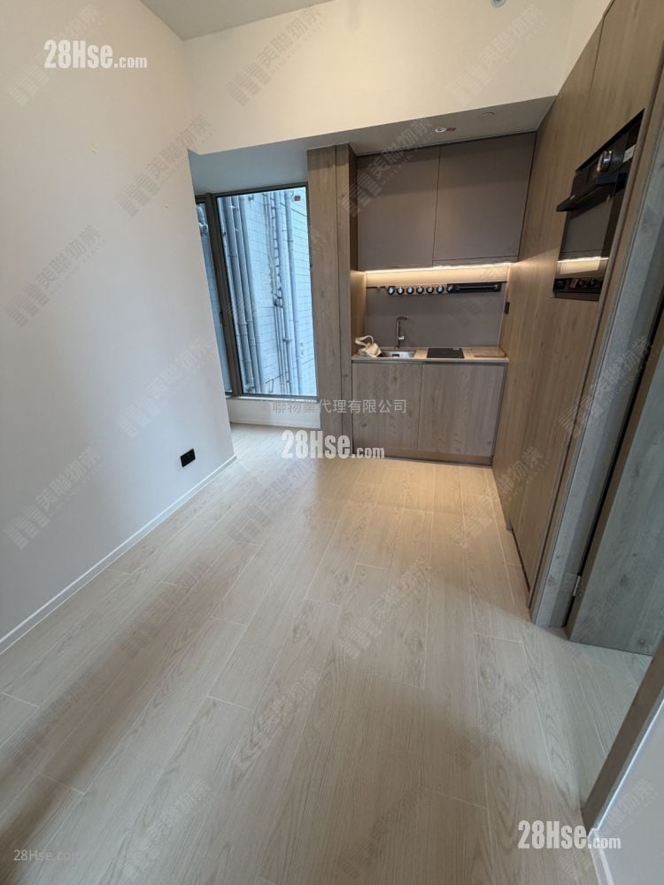 Finnie Sell 1 Bedroom , 1 Bathroom 270 ft²