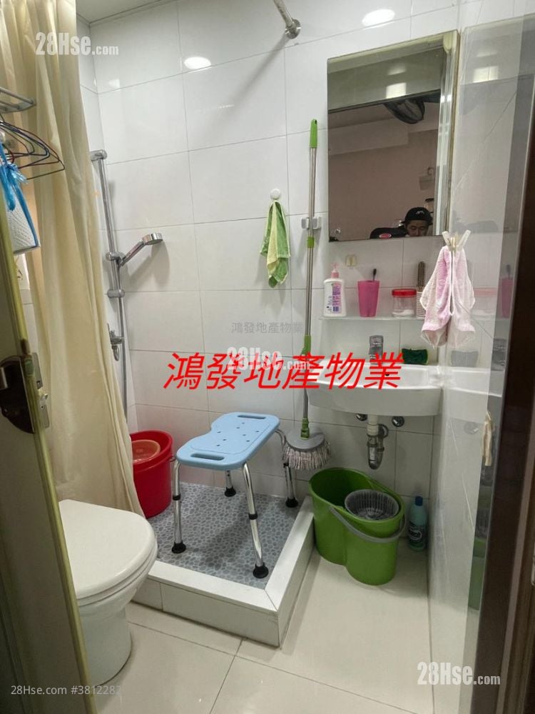 友來大廈 售盤 2 房 , 1 浴室 250 平方呎