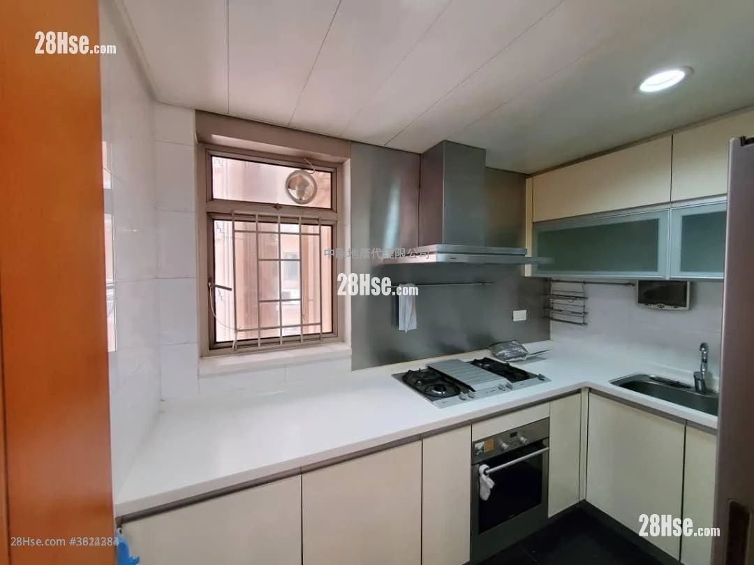 万景峯 售盘 4 房 , 3 浴室 1,009 平方尺