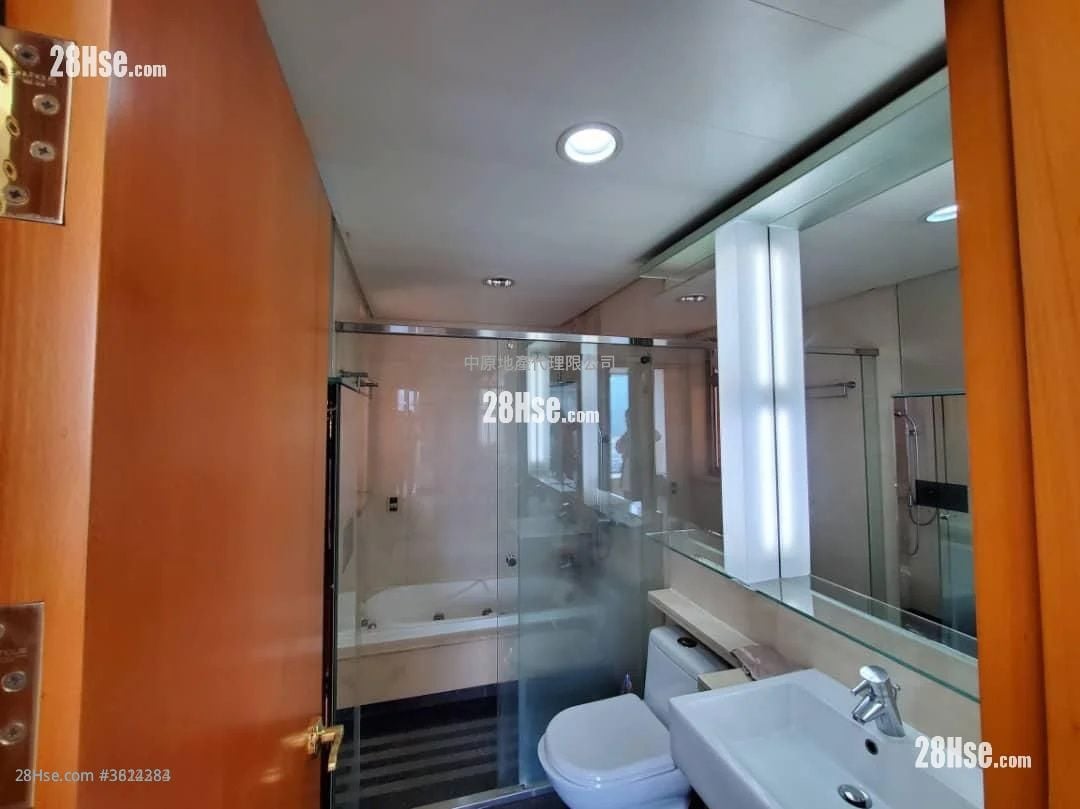 万景峯 售盘 4 房 , 3 浴室 1,009 平方尺