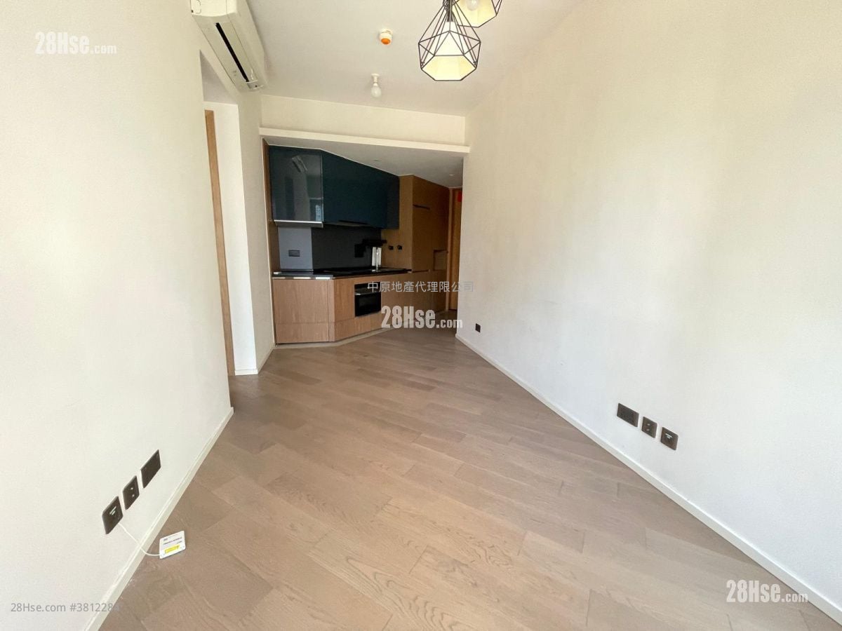 柏傲灣 售盤 2 房 , 1 浴室 499 平方呎