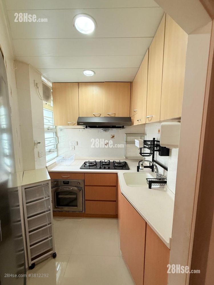 海福花園 租盤 453 平方呎