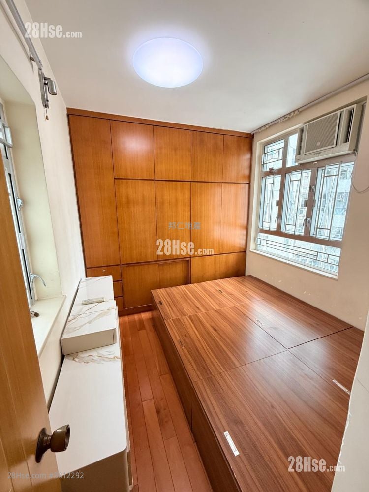 海福花園 租盤 453 平方呎