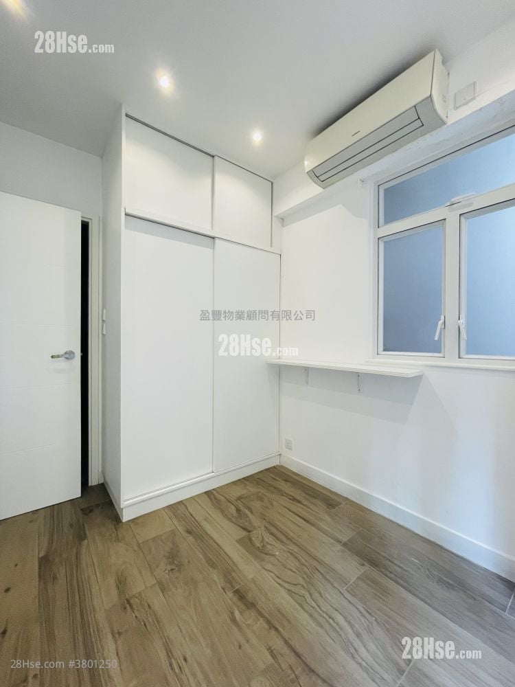 怡华大厦 租盘 1 房 , 1 浴室 335 平方尺