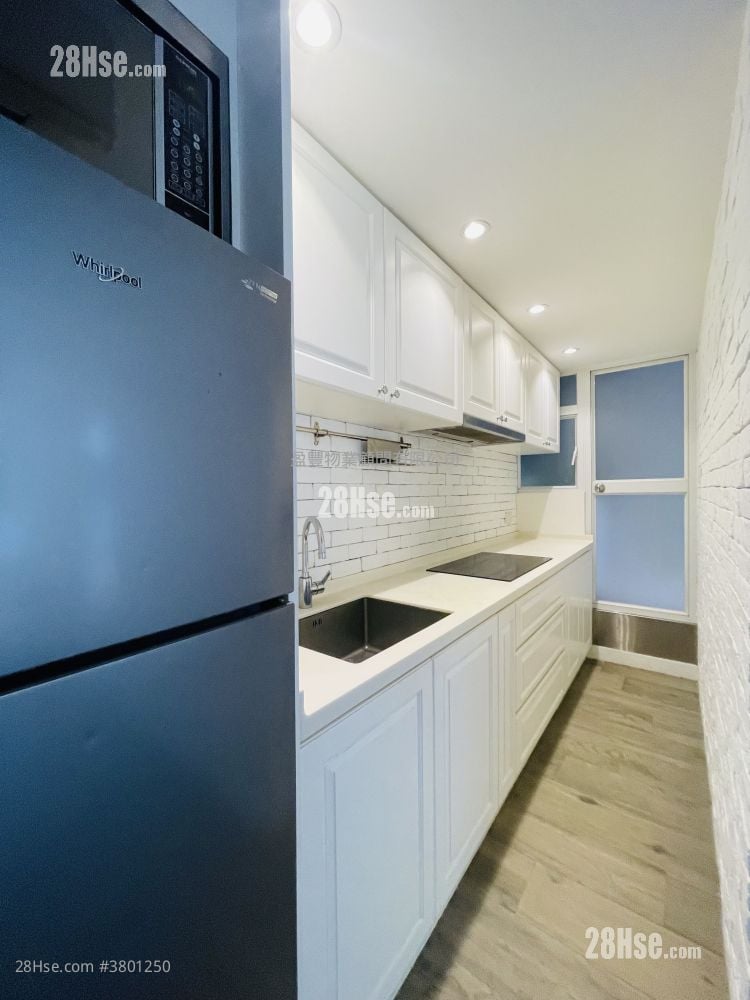 怡华大厦 租盘 1 房 , 1 浴室 335 平方尺