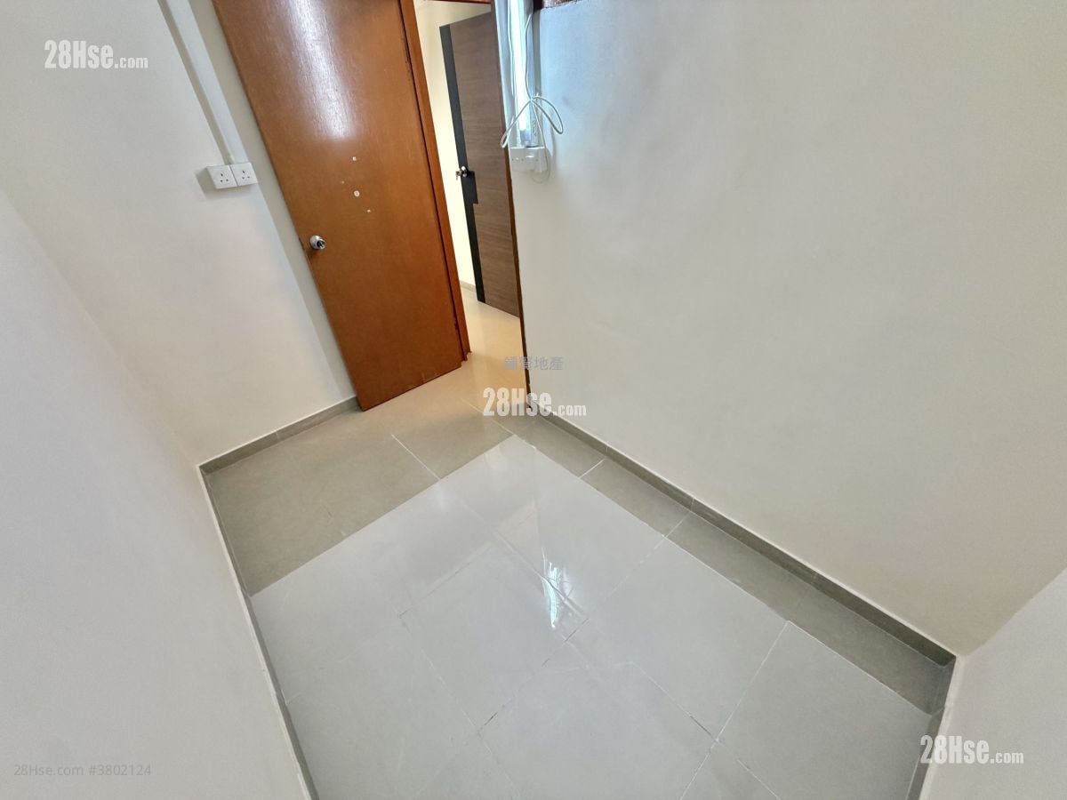 安福大楼 租盘 3 房 , 1 浴室 438 平方尺