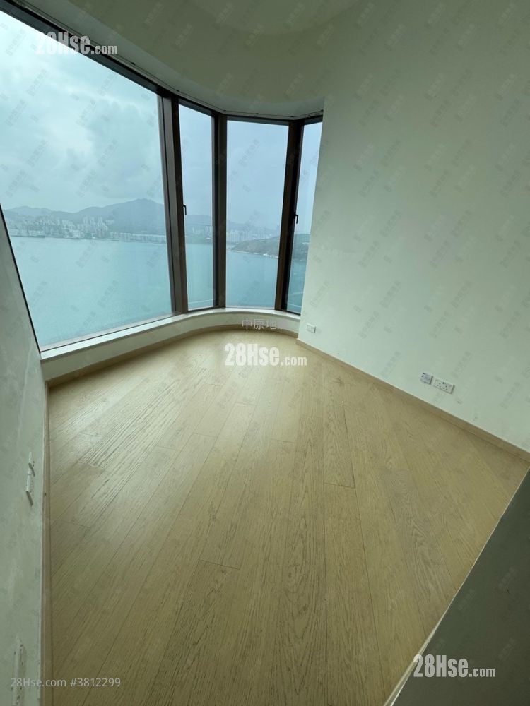 LP10 售盘 4 房 , 2 浴室 1,203 平方尺