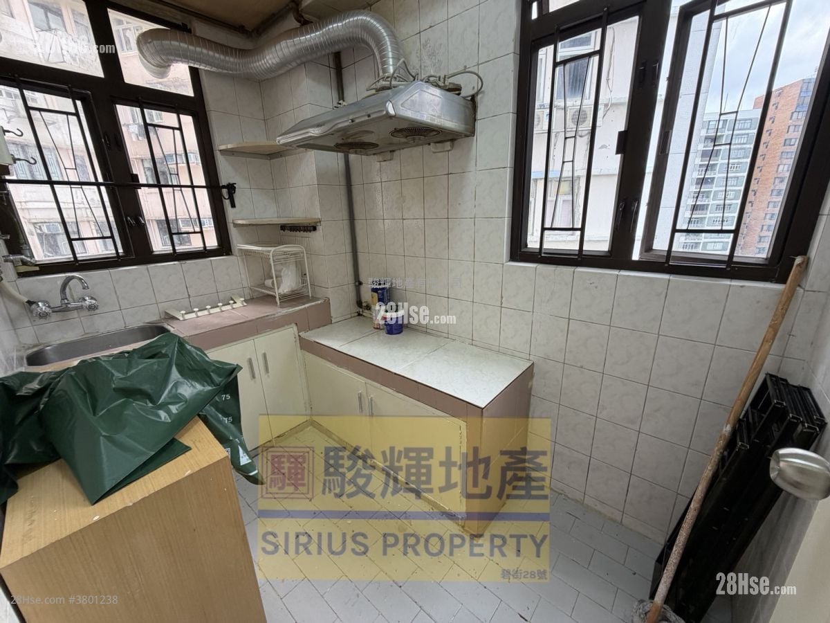 永利大楼 售盘 2 房 , 1 浴室 476 平方尺