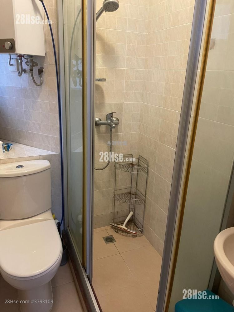 Poga Building Rental 2 Bedrooms , 1 Bathroom 318 ft²