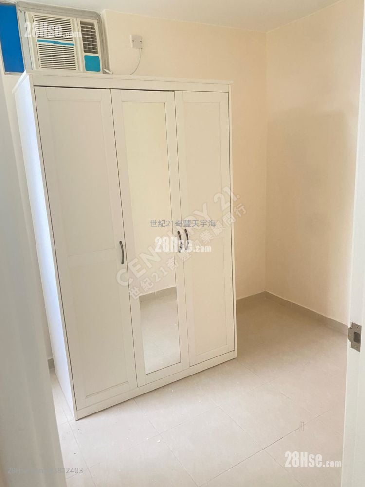 富宝花园 售盘 2 房 , 1 浴室 431 平方尺