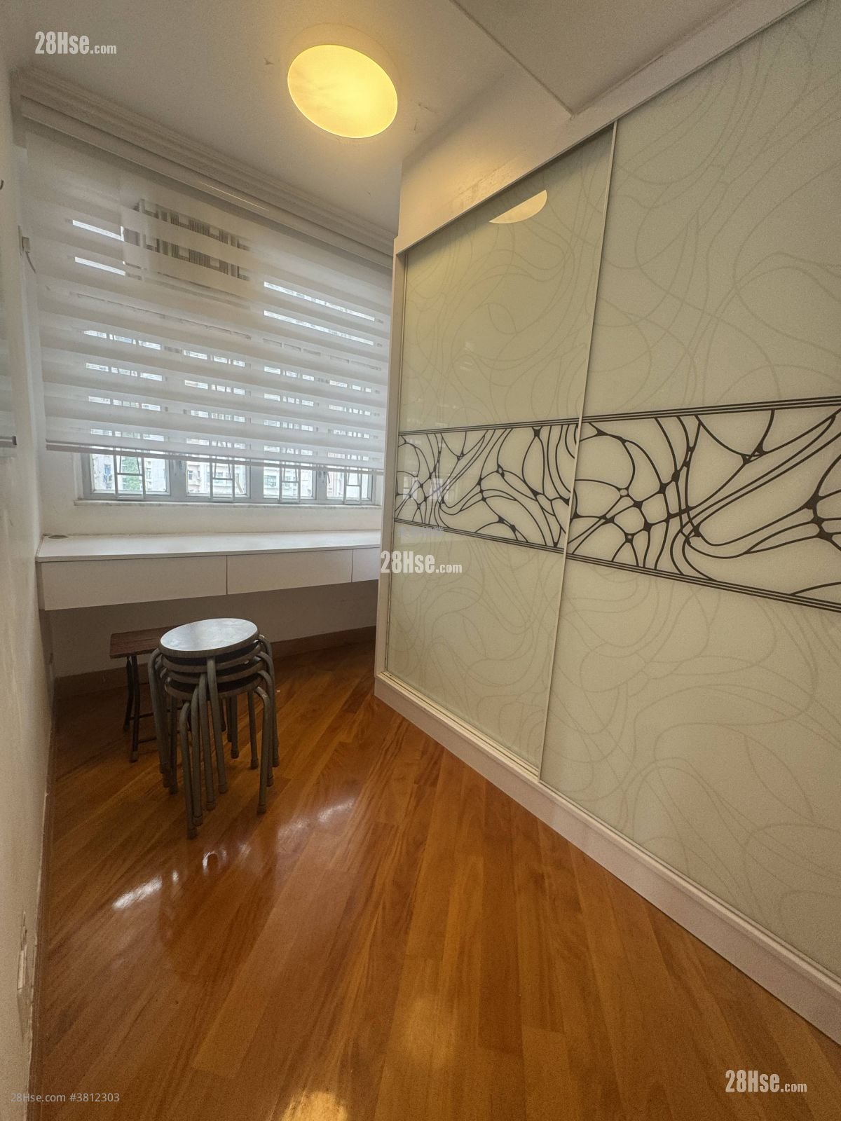 荃湾中心 售盘 2 房 460 平方尺