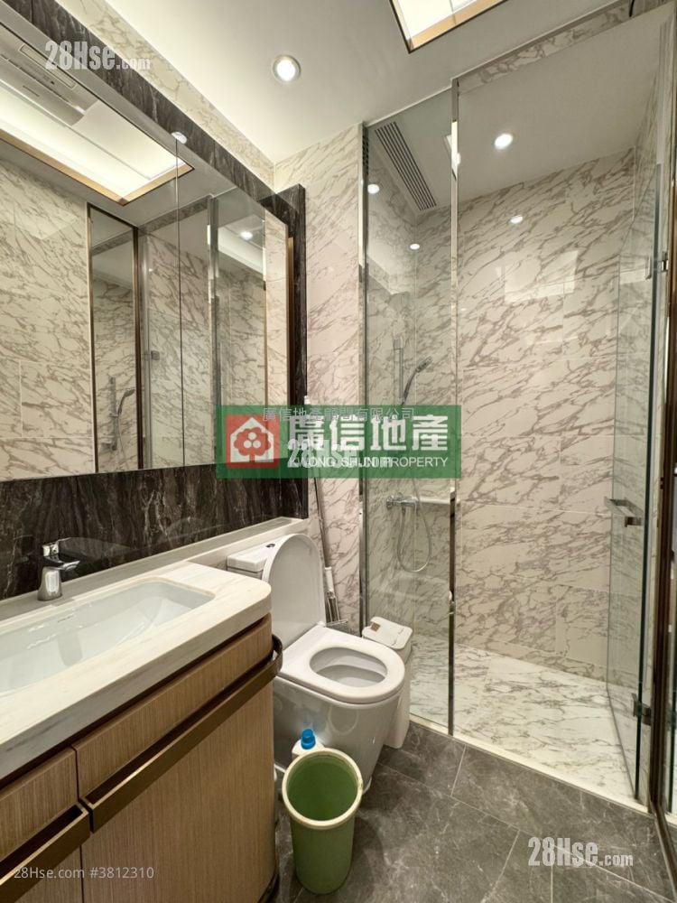 One Soho Sell 1 Bedroom , 1 Bathroom 285 ft²