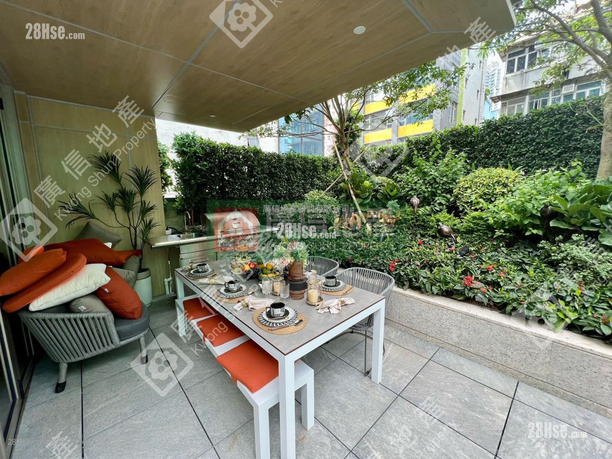 One Soho Sell 1 Bedroom , 1 Bathroom 285 ft²