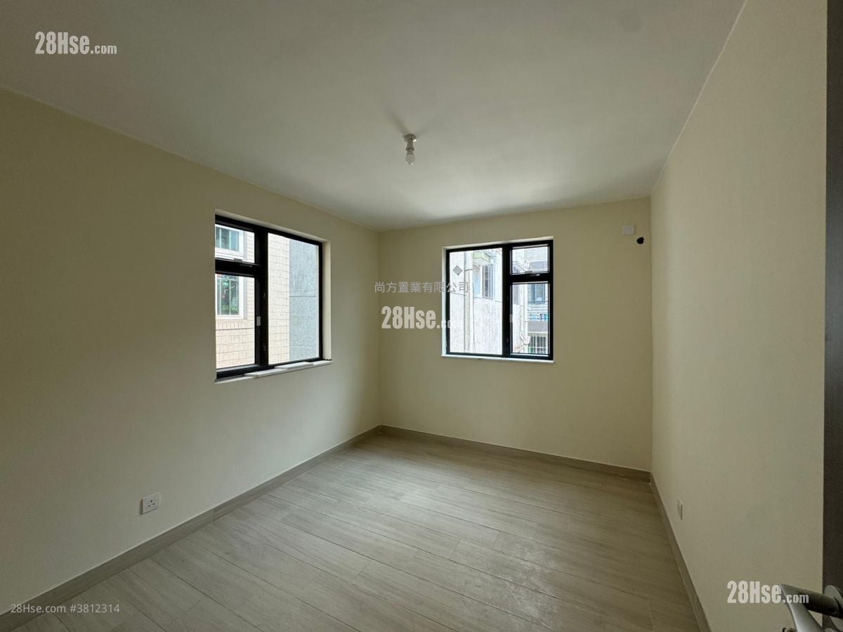 Village Sell 2 Bedrooms , 1 Bathroom 650 ft²