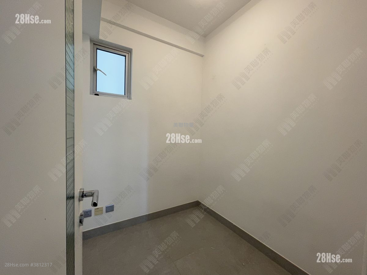 君临天下 租盘 2 房 , 2 浴室 751 平方尺