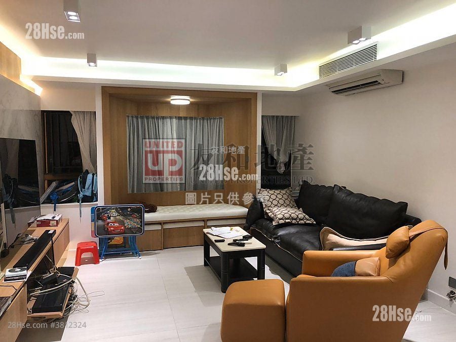 碧华花园 售盘 3 房 , 2 浴室 1,211 平方尺