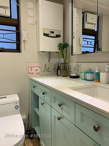 碧华花园 售盘 3 房 , 2 浴室 1,211 平方尺