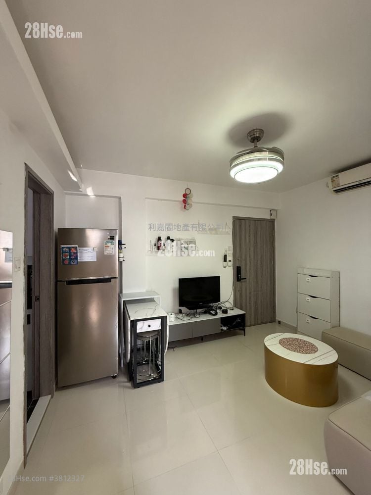 恒星楼 租盘 2 房 , 1 浴室 384 平方尺