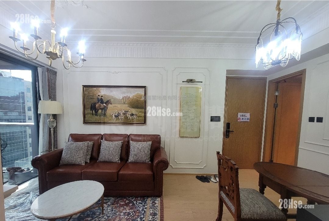 Topside Residence Rental 3 Bedrooms , 1 Bathroom 545 ft²