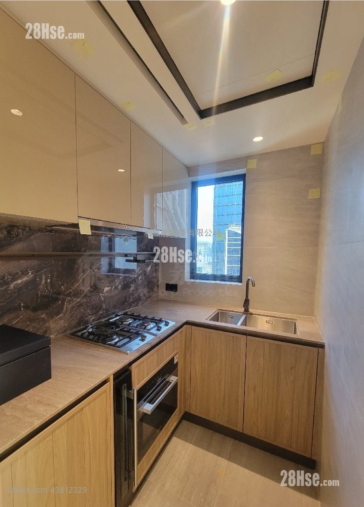 Topside Residence Rental 3 Bedrooms , 1 Bathroom 545 ft²