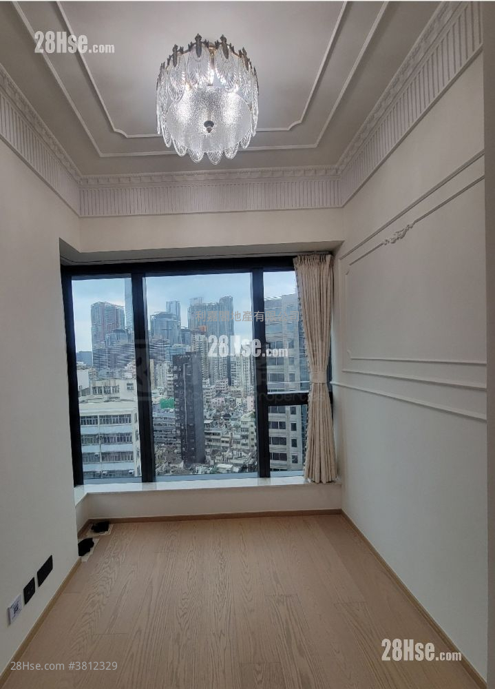 Topside Residence Rental 3 Bedrooms , 1 Bathroom 545 ft²