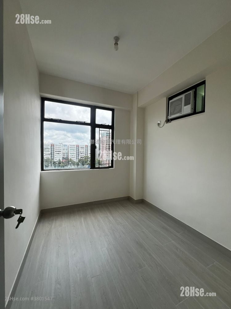 Fook Chi Building Rental 3 Bedrooms , 1 Bathroom 513 ft²