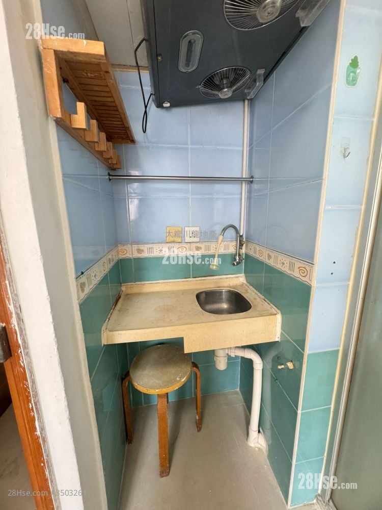 唐楼 租盘 1 房 , 1 浴室 140 平方尺