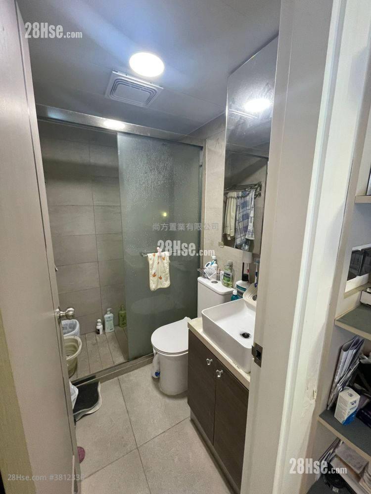 村屋 售盤 3 房 , 2 浴室 700 平方呎