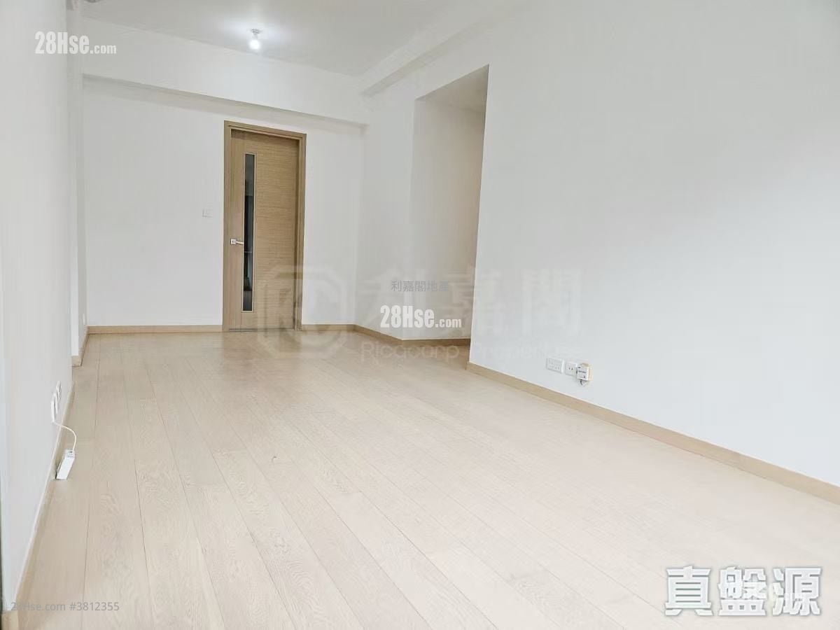 The Bloomsway Sell 2 Bedrooms 624 ft²