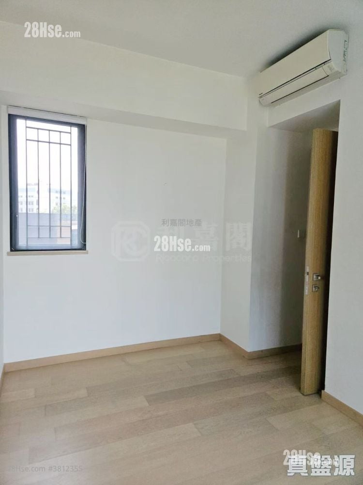 The Bloomsway Sell 2 Bedrooms 624 ft²