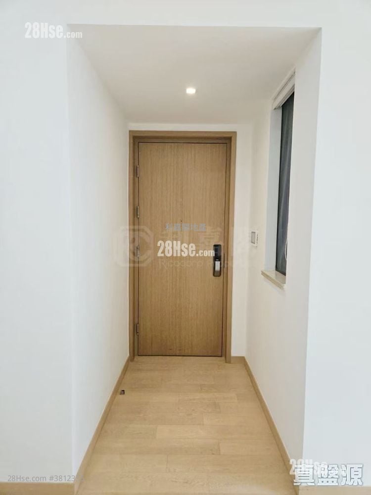 The Bloomsway Sell 2 Bedrooms 624 ft²