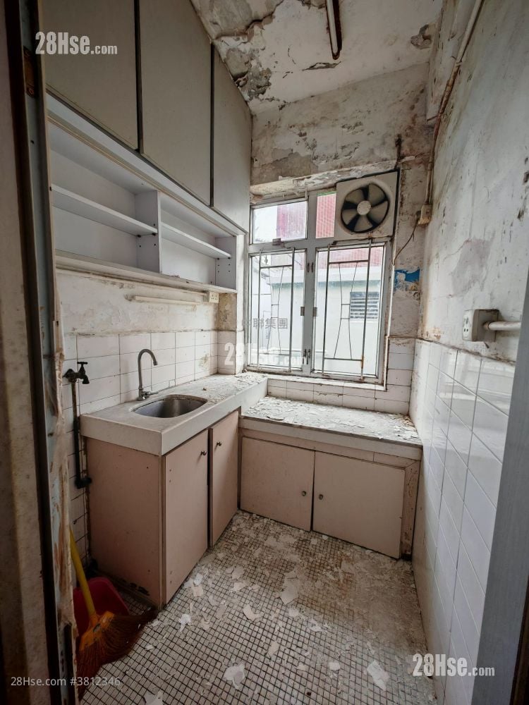 万荣大厦 售盘 594 平方尺