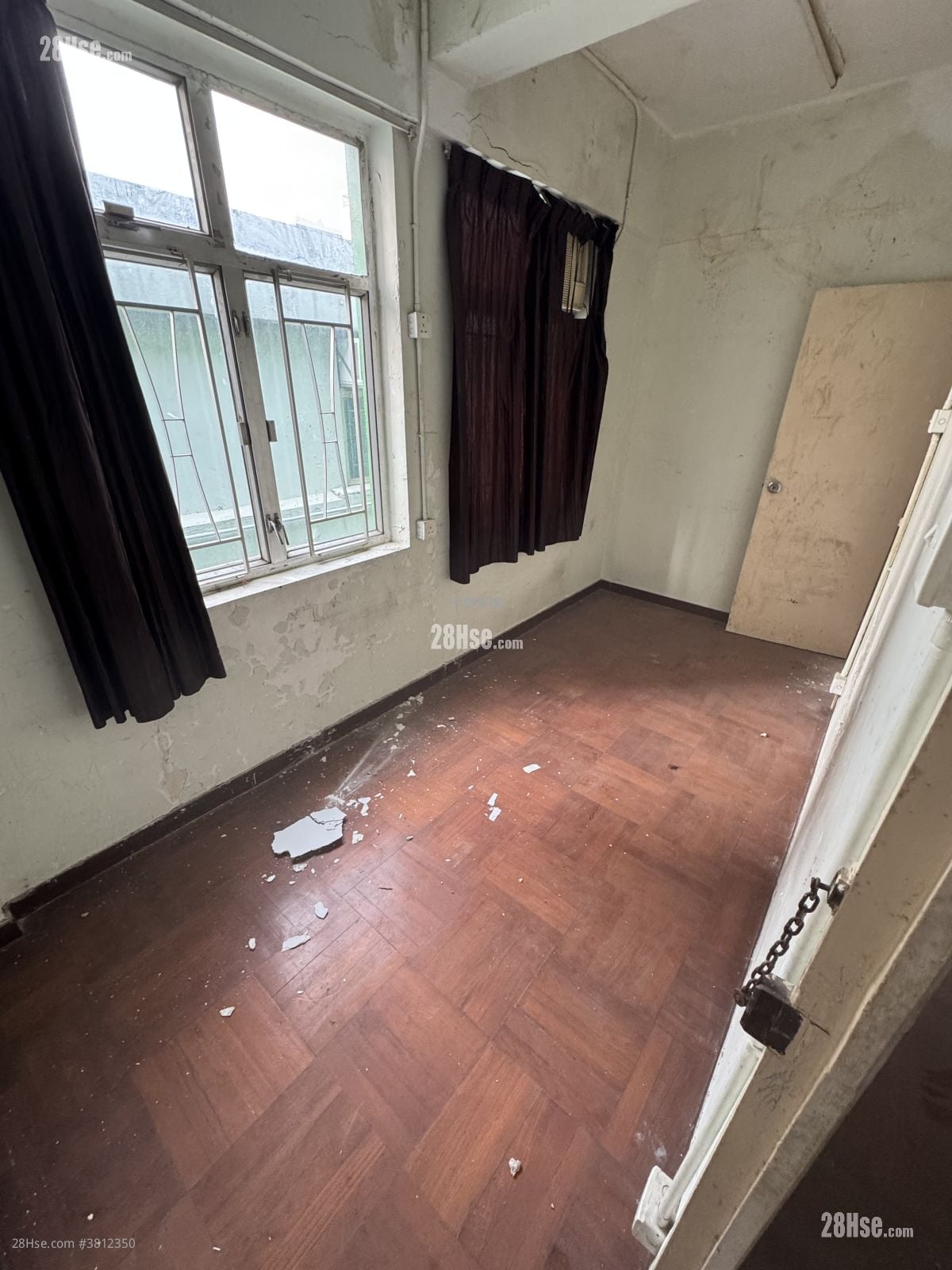 万荣大厦 售盘 3 房 , 2 浴室 594 平方尺