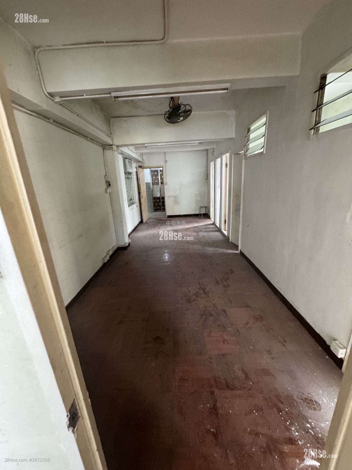 万荣大厦 售盘 3 房 , 2 浴室 594 平方尺