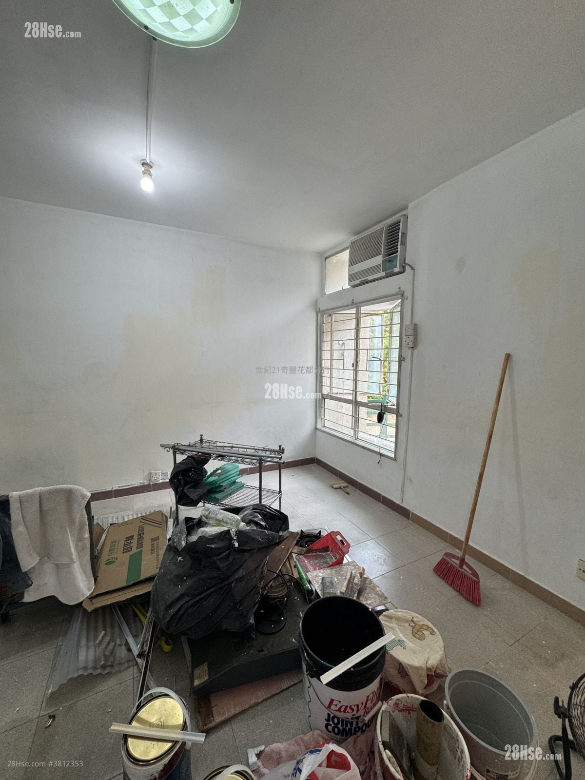 Wah Ming Est Sell 2 Bedrooms , 1 Bathroom 443 ft²