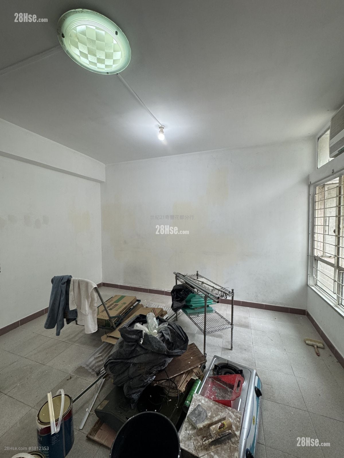 Wah Ming Est Sell 2 Bedrooms , 1 Bathroom 443 ft²