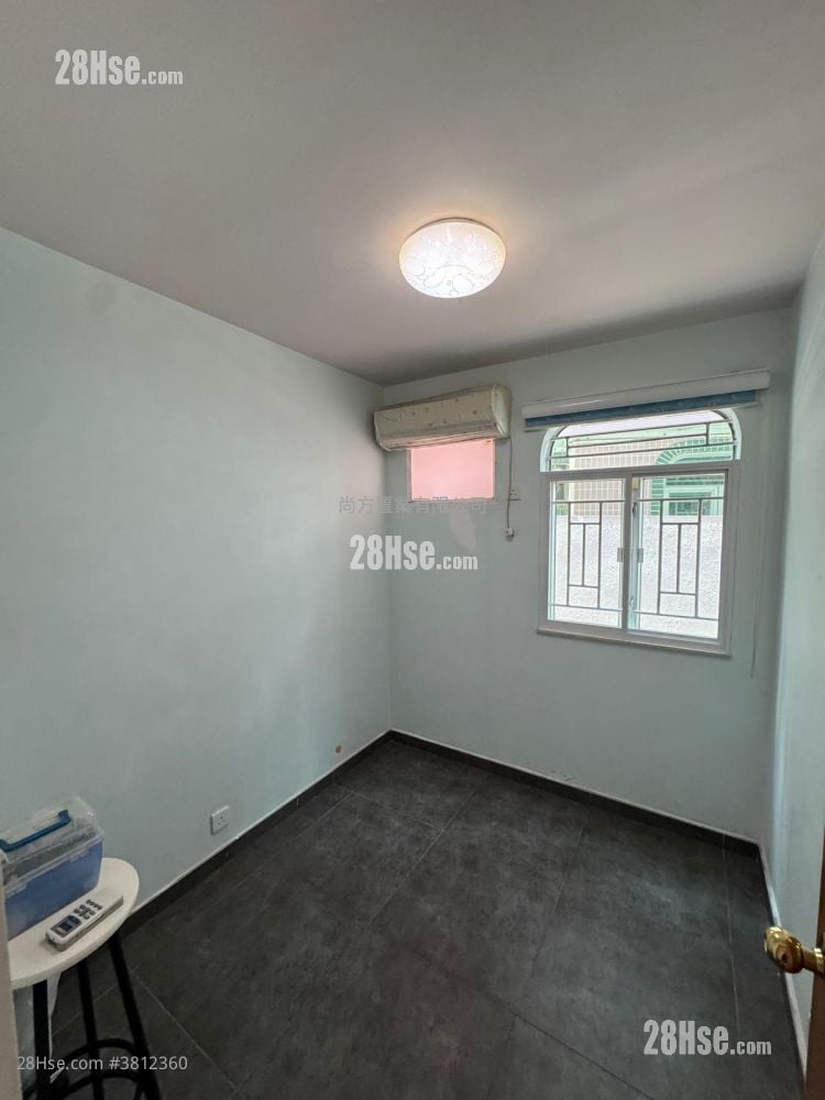 村屋 售盘 3 房 , 1 浴室 700 平方尺